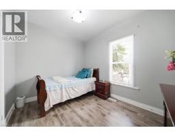 104 MARY Street - 23