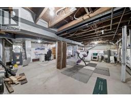 104 MARY Street - 32