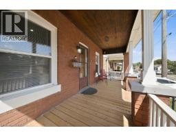 104 MARY Street - 8