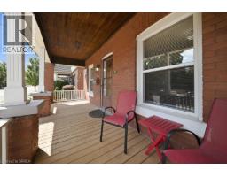 104 MARY Street - 9