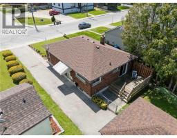 404 GREY Street - 3