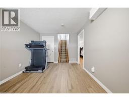 37 ANASTASIA Crescent - 17