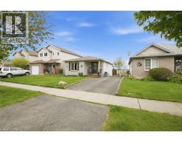 37 ANASTASIA Crescent - 36