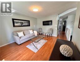 37 ANASTASIA Crescent - 7