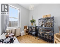 220 NELSON Street - 8