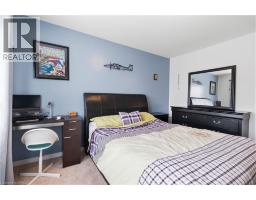 14 TURNBULL Drive - 35
