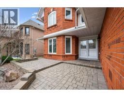 223 GLENVALLEY Drive - 5