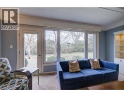 9 SUMMERHAYES Crescent - 13