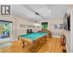 60A DUNDAS Street W - 16