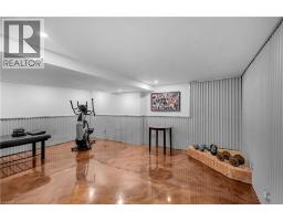 60A DUNDAS Street W - 30