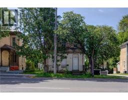 209 DALHOUSIE Street - 1