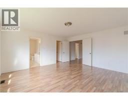 77 BARLOW Place - 21