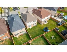 77 BARLOW Place - 30