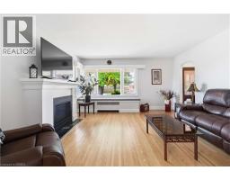 134 QUEENSWAY Drive - 10