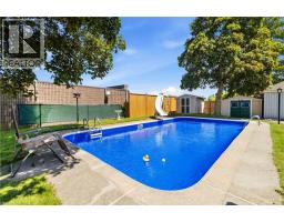 134 QUEENSWAY Drive - 45