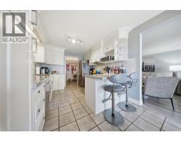23 EDGEWATER Drive - 10
