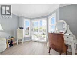 23 EDGEWATER Drive - 13