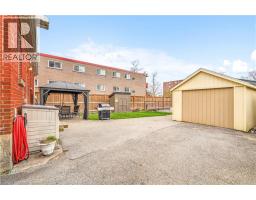 32 FULTON Street - 34
