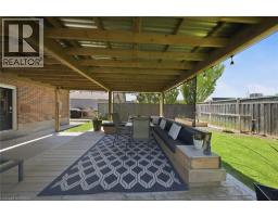 8 QUEENSWAY Drive - 36