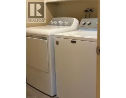 18 MAICH Crescent - 21