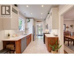 106 SYDENHAM Street - 13