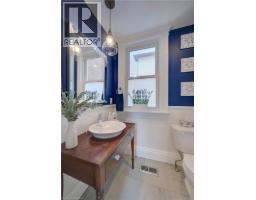 106 SYDENHAM Street - 21