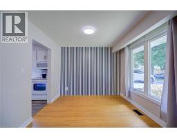 9 WINDING Way - 12