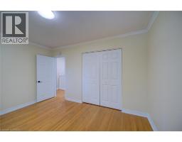 9 WINDING Way - 21