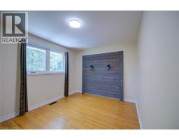 9 WINDING Way - 22