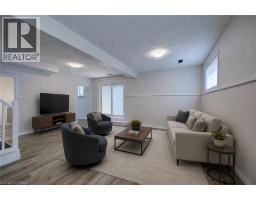 9 WINDING Way - 34