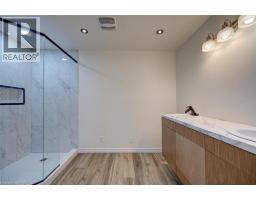 9 WINDING Way - 35