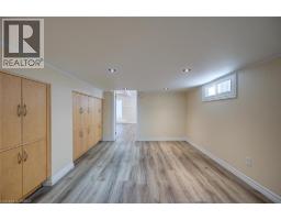 9 WINDING Way - 39