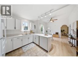 254 ERIE Avenue - 11