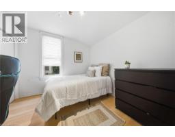 254 ERIE Avenue - 18