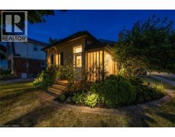 254 ERIE Avenue - 4
