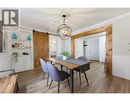 7 LORIMER Street - 10