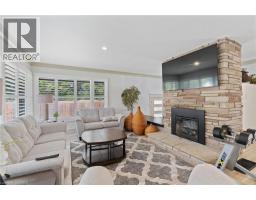 10 STYMIE Boulevard - 27