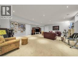 12 ELLINGTON Place - 25