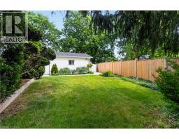 8 AVONDALE Crescent - 32