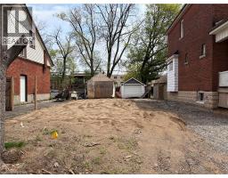 18 TUXEDO Avenue N - 2
