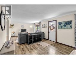 60 BROWN Avenue - 12
