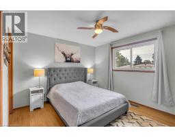 60 BROWN Avenue - 17