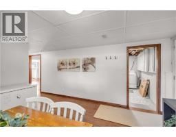 60 BROWN Avenue - 31