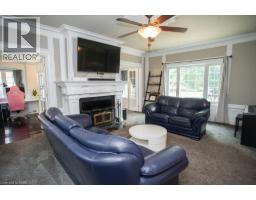 116 DUFFERIN Avenue - 12