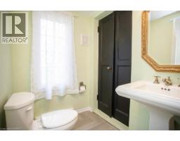 116 DUFFERIN Avenue - 20