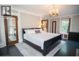 116 DUFFERIN Avenue - 22