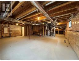 14 BREWIS Street - 31