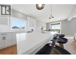 251 LAFAYETTE Street E - 5