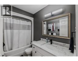 5 RICHTER Street - 11