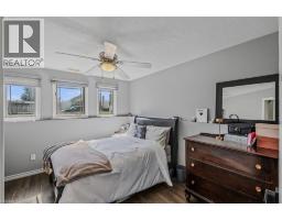 5 RICHTER Street - 19